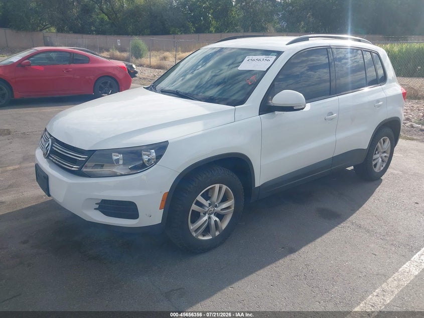 2016 VOLKSWAGEN TIGUAN auction photo 2