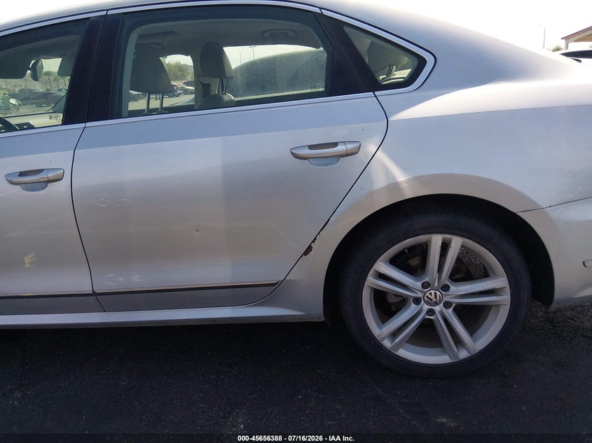 2014 VOLKSWAGEN PASSAT auction photo 6