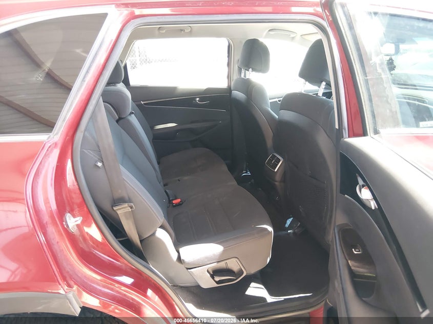 2017 KIA SORENTO auction photo 8