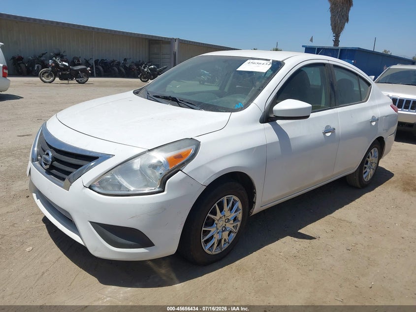 2018 Nissan Versa 1.6 Sv 3N1CN7AP1JK408099 photo 1