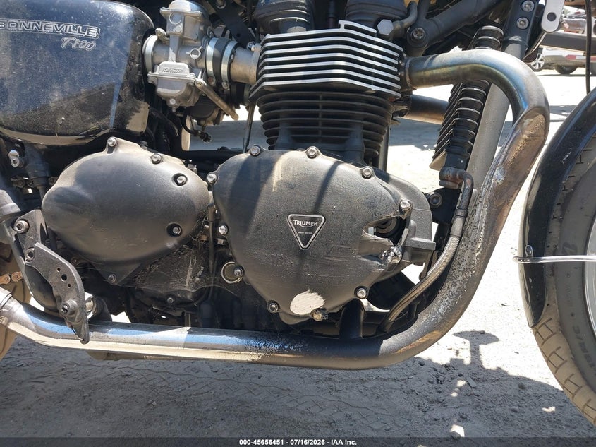 2013 TRIUMPH MOTORCYCLE BONNEVILLE auction photo 8