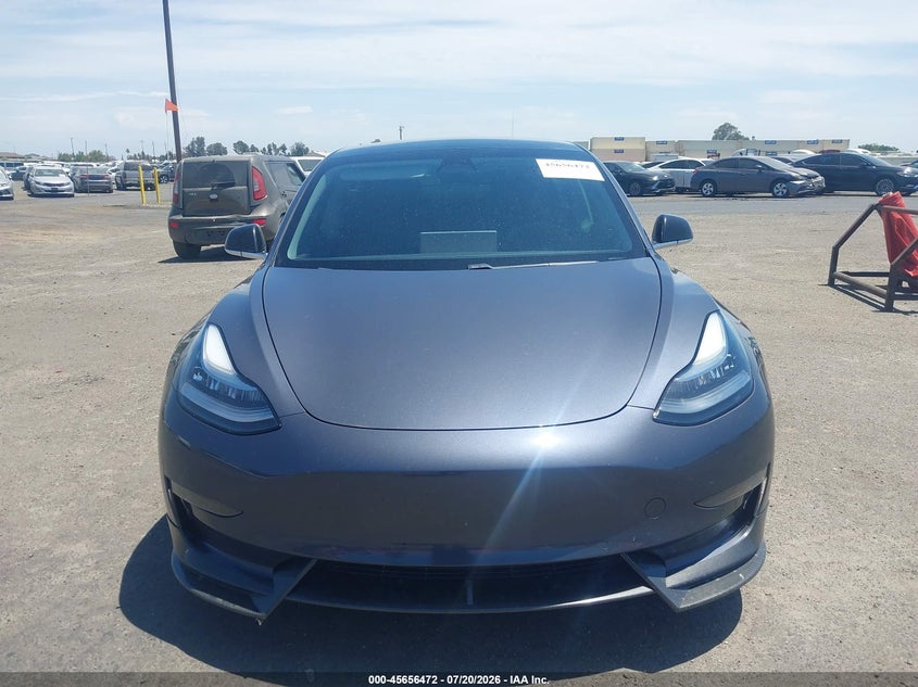 TESLA MODEL 3 - zdjęcie 12