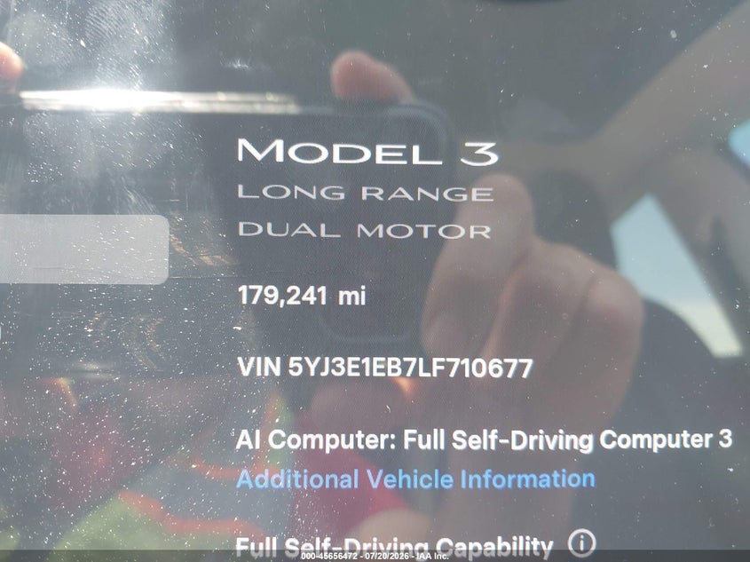TESLA MODEL 3 - zdjęcie 15