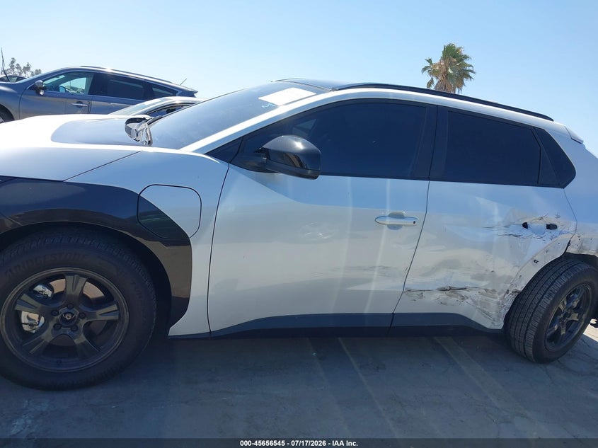 2024 Toyota Bz4X Xle VIN: JTMAAAAA5RA043268 Lot: 45656545
