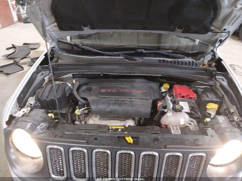 2018 Jeep Renegade Latitude 4X4 VIN: ZACCJBBB8JPH97985 Lot: 45656573