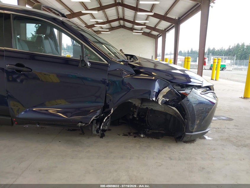 2024 TOYOTA VENZA auction photo 6