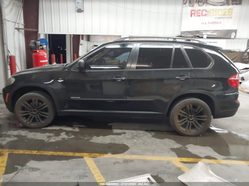 2011 BMW X5 xDrive35I/xDrive35I Premium/xDrive35I Sport Activity VIN: 5UXZV4C55BL740859 Lot: 45656684