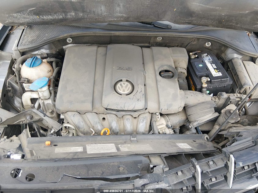2013 Volkswagen Passat 2.5L Sel Premium VIN: 1VWCP7A34DC053649 Lot: 45656701