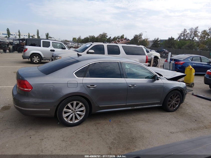 2013 Volkswagen Passat 2.5L Sel Premium VIN: 1VWCP7A34DC053649 Lot: 45656701
