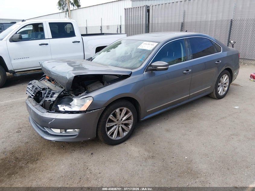 2013 Volkswagen Passat 2.5L Sel Premium VIN: 1VWCP7A34DC053649 Lot: 45656701
