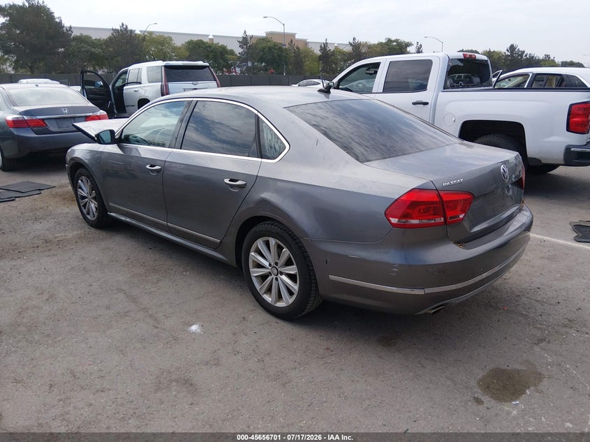 2013 Volkswagen Passat 2.5L Sel Premium VIN: 1VWCP7A34DC053649 Lot: 45656701