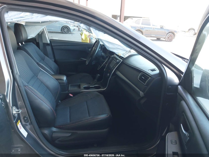2015 TOYOTA CAMRY auction photo 5