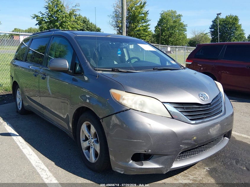 2011 Toyota Sienna