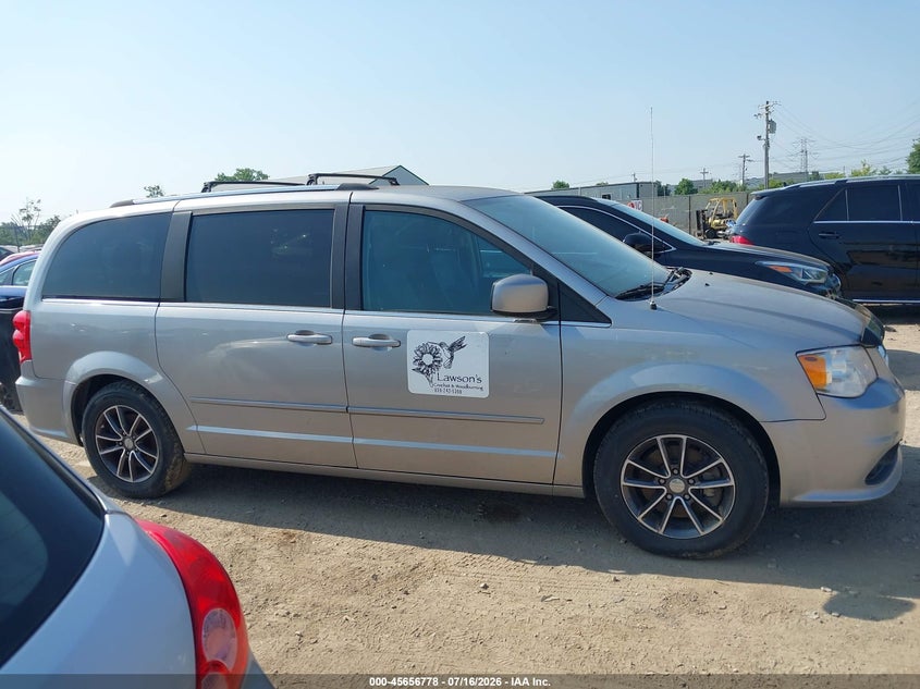 2017 DODGE GRAND CARAVAN SXT · Фото 13