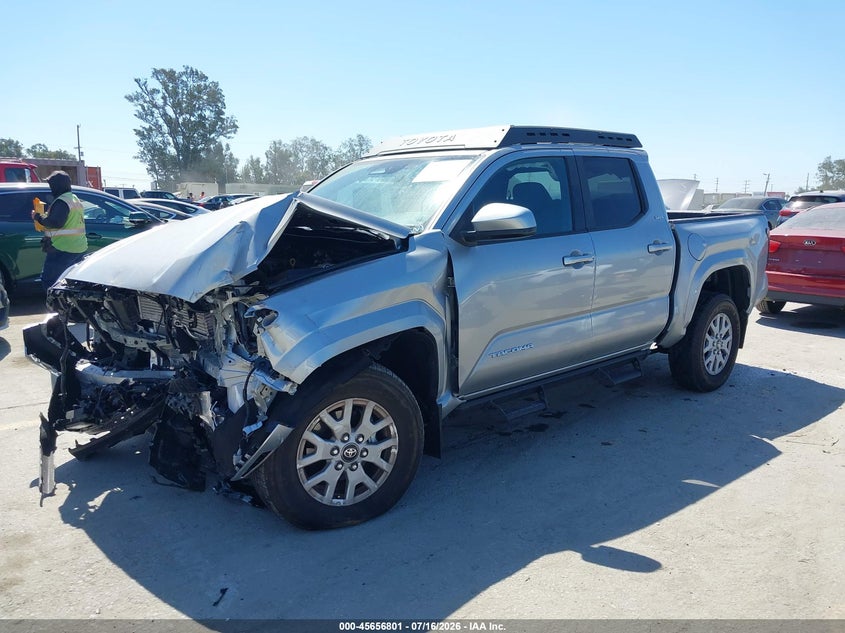 2024 Toyota Tacoma, Front End, IAAI, VIN 3TMLB5JN7RM067199 — photo 2