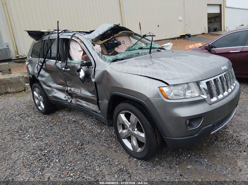 2013 Jeep Grand Cherokee Overland, Biohazard, IAAI, VIN 1C4RJECG7DC538192