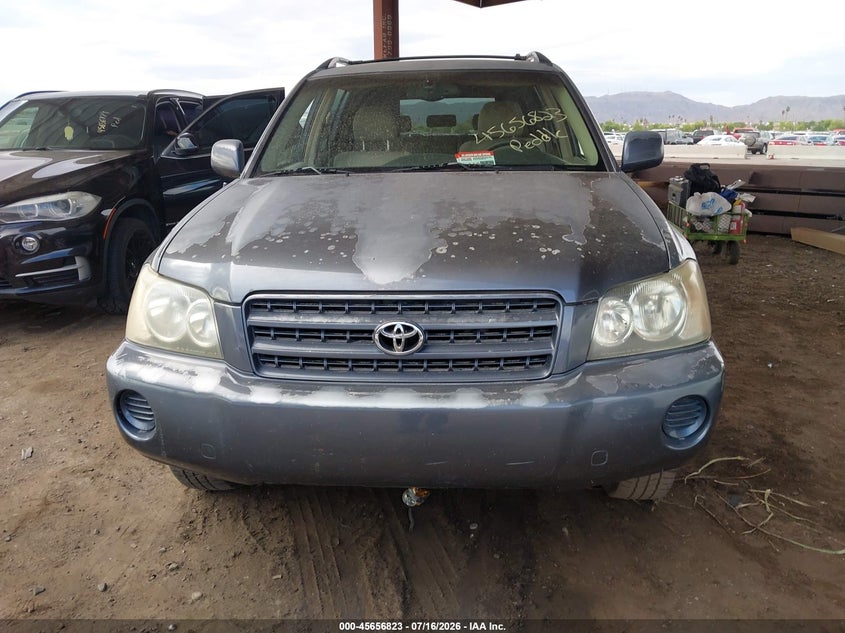 2002 TOYOTA HIGHLANDER auction photo 6