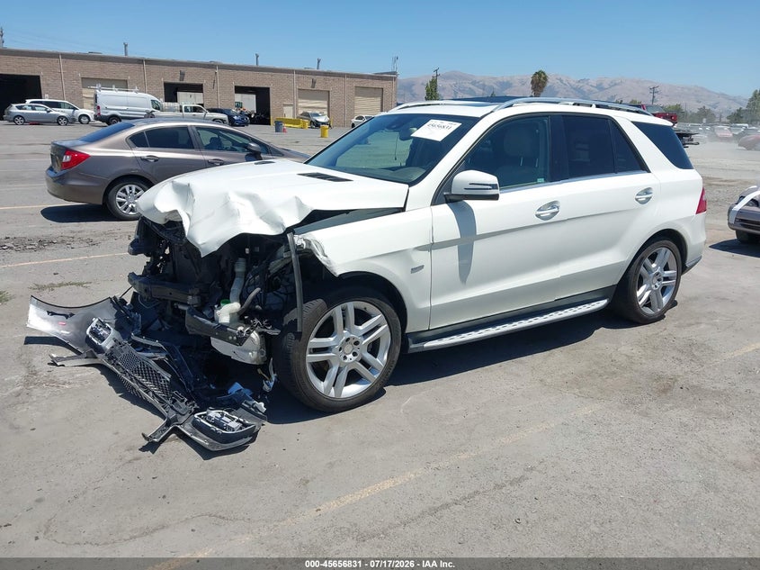 2012 Mercedes-Benz Ml 350 4Matic, Front End, IAAI, VIN 4JGDA5HB3CA042013 — photo 2