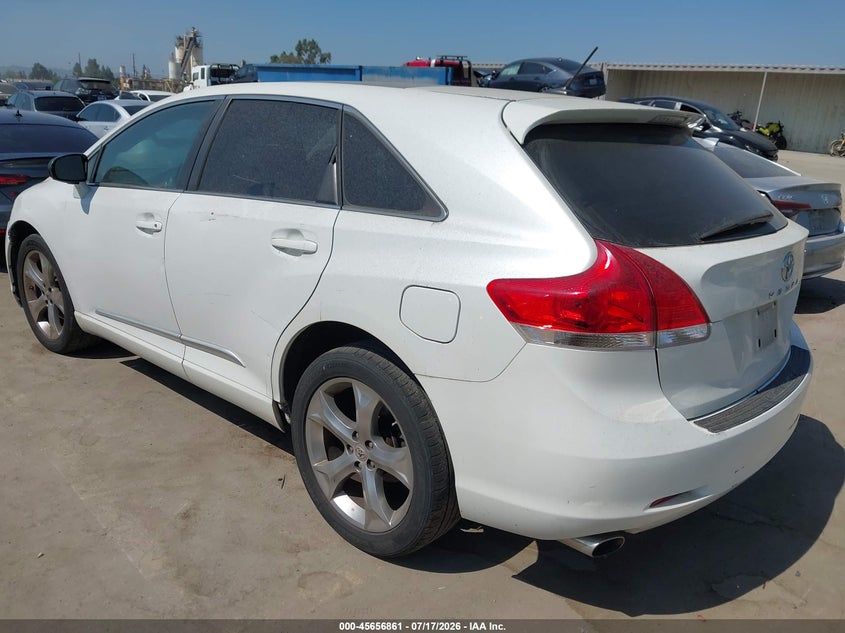 2010 TOYOTA VENZA auction photo 3