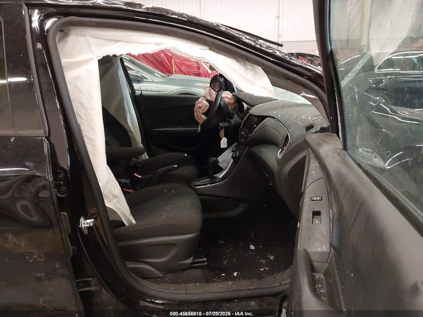 2020 CHEVROLET TRAX auction photo 5