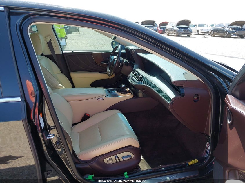 2020 LEXUS LS 500 auction photo 5