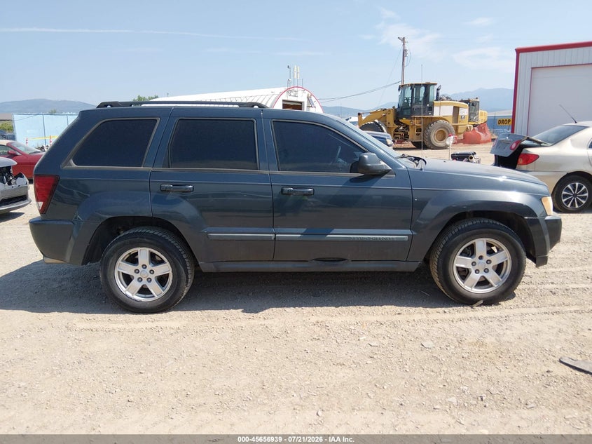 2007 Jeep Grand Cherokee Laredo VIN: 1J8GR48K27C588003 Lot: 45656939