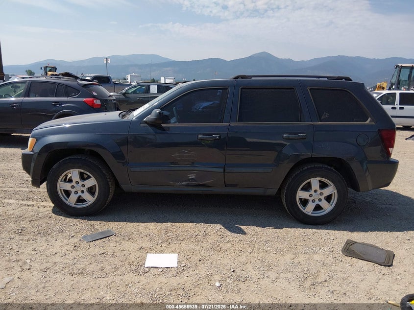 2007 Jeep Grand Cherokee Laredo VIN: 1J8GR48K27C588003 Lot: 45656939