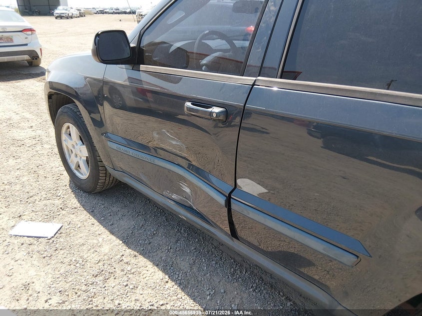 2007 Jeep Grand Cherokee Laredo VIN: 1J8GR48K27C588003 Lot: 45656939