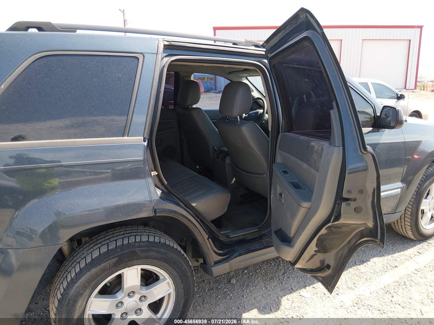 2007 Jeep Grand Cherokee Laredo VIN: 1J8GR48K27C588003 Lot: 45656939