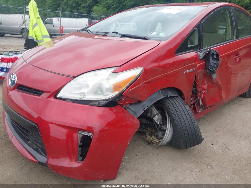 2014 Toyota Prius Two VIN: JTDKN3DU8E1737604 Lot: 45656940