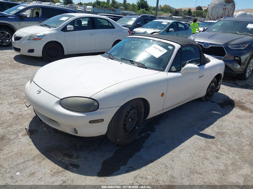 2000 Mazda Mx-5 Miata Ls/Special Edition JM1NB353XY0140377 photo 1