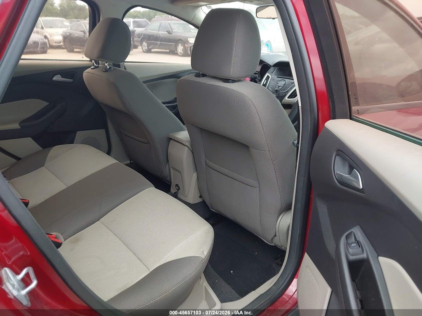 2014 FORD FOCUS auction photo 8