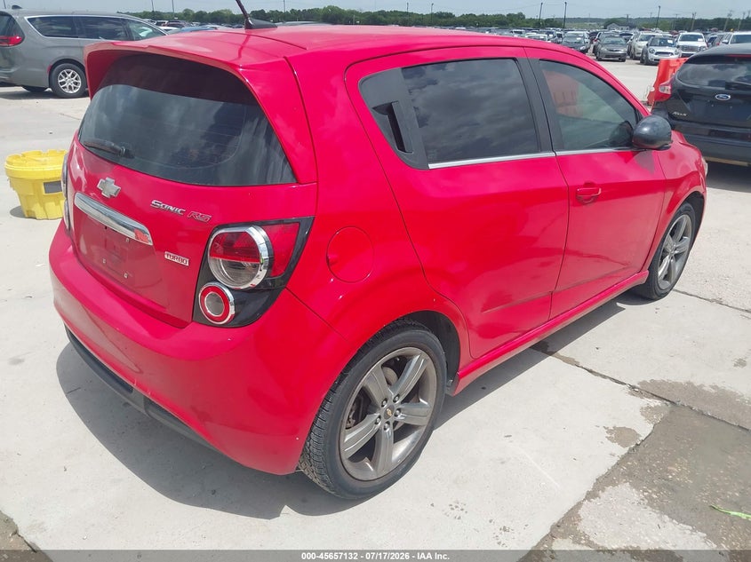 2014 CHEVROLET SONIC auction photo 4