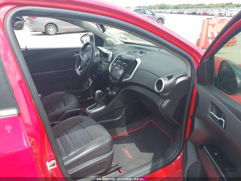 2014 CHEVROLET SONIC auction photo 5