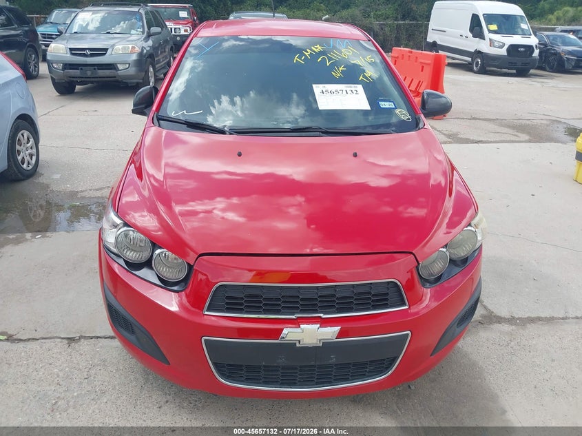 2014 CHEVROLET SONIC auction photo 6