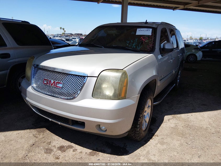 2007 GMC Yukon, Normal Wear & Tear, IAAI, VIN 1GKFK63857J294156 — photo 2