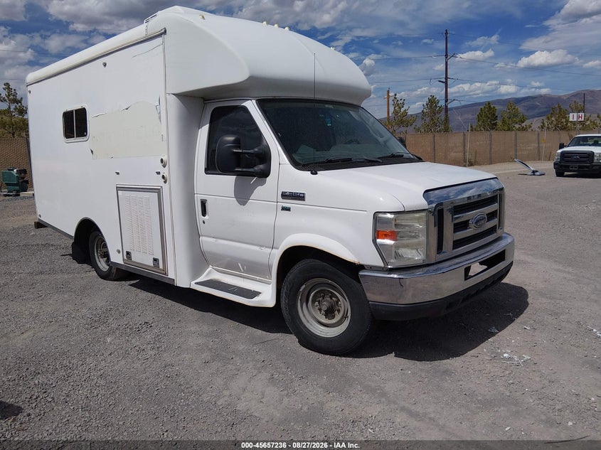 2012 FORD E-350 CUTAWAY auction photo 1