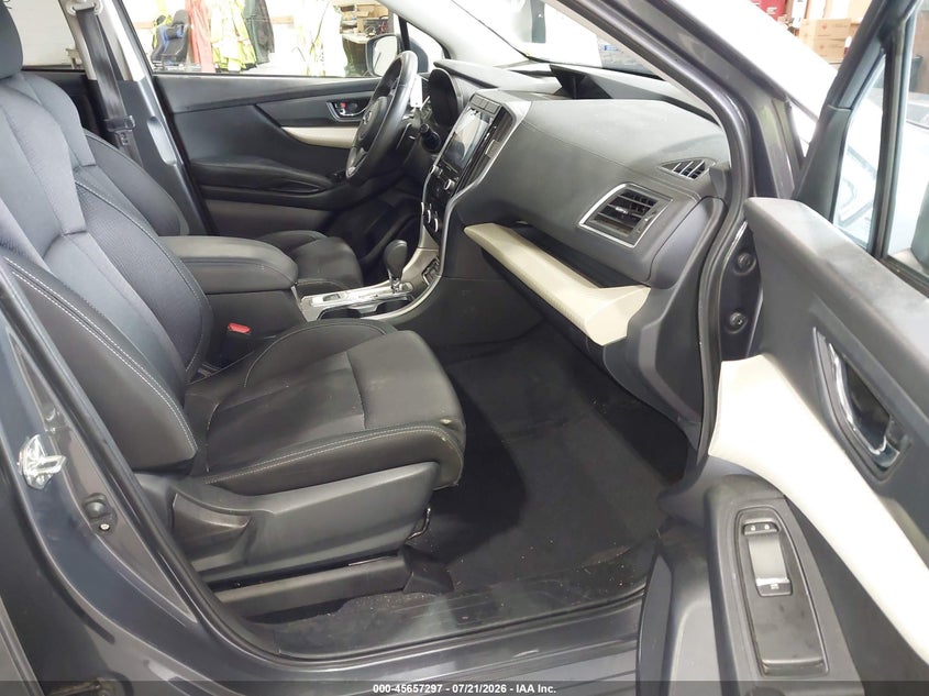 2020 Subaru Ascent Premium VIN: 4S4WMAFD8L3470063 Lot: 45657297