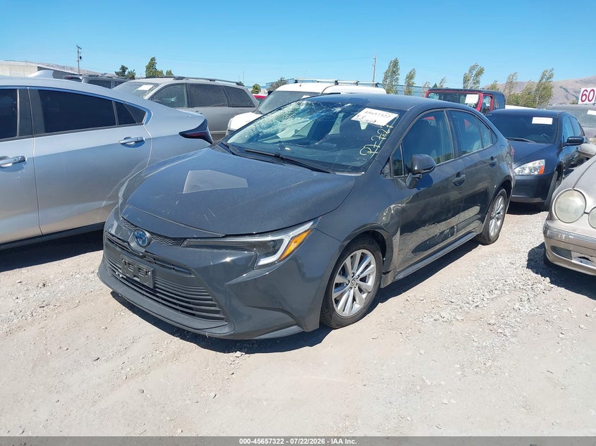 2024 Toyota Corolla, Right Front, IAAI, VIN JTDBCMFE4R3028728 — photo 2