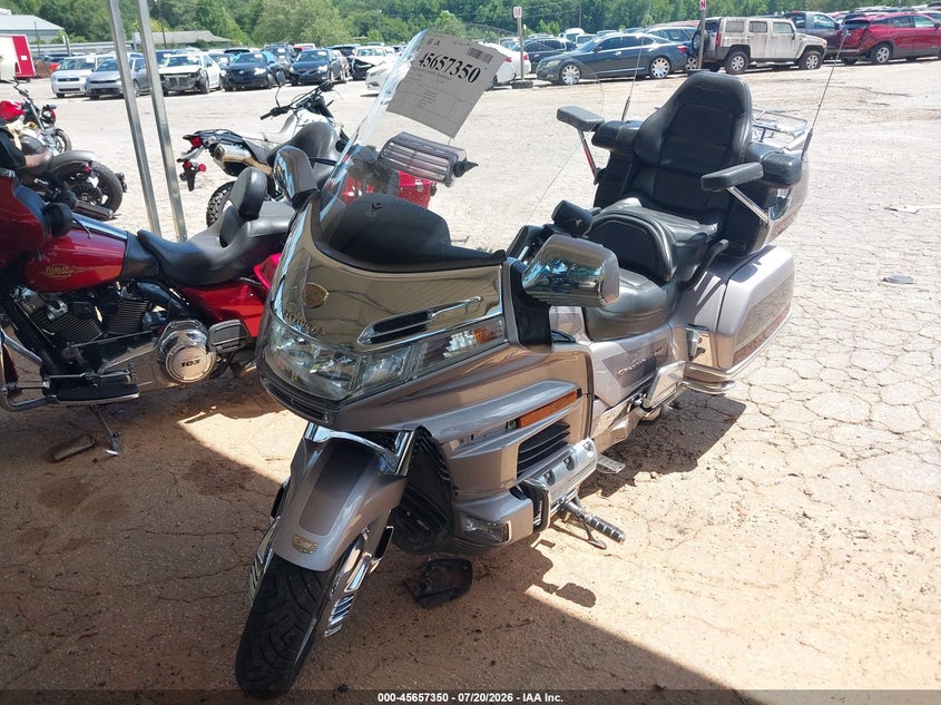 1999 HONDA GL1500 auction photo 2