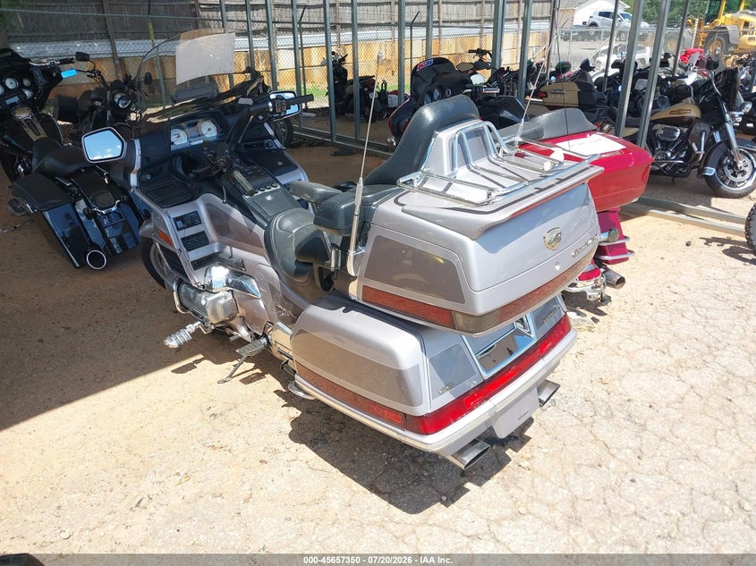 1999 HONDA GL1500 auction photo 3