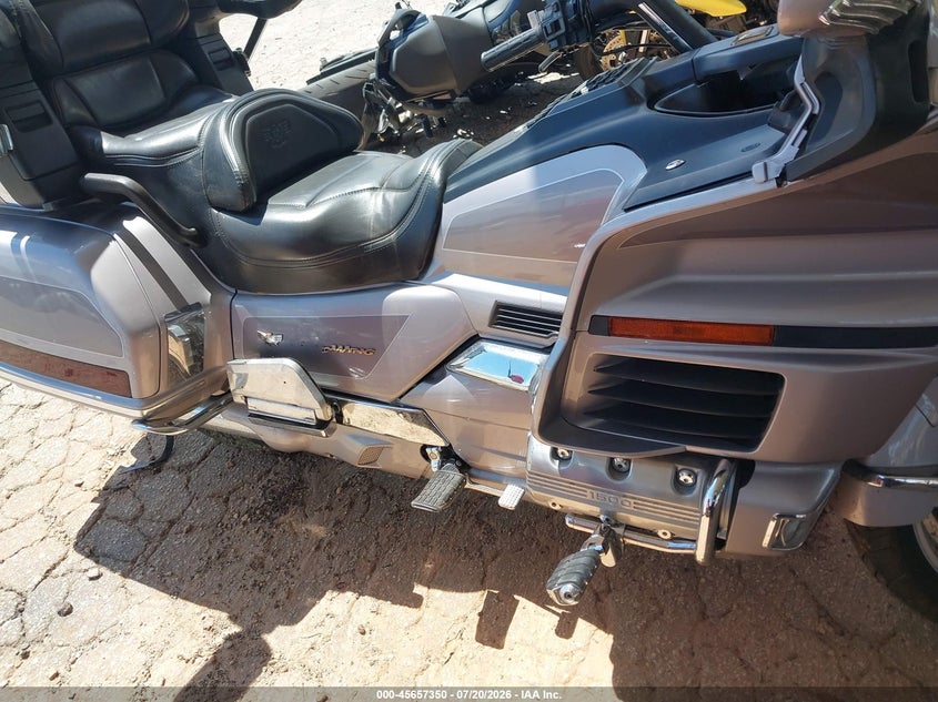 1999 HONDA GL1500 auction photo 8