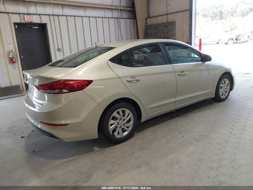 2017 HYUNDAI ELANTRA auction photo 4