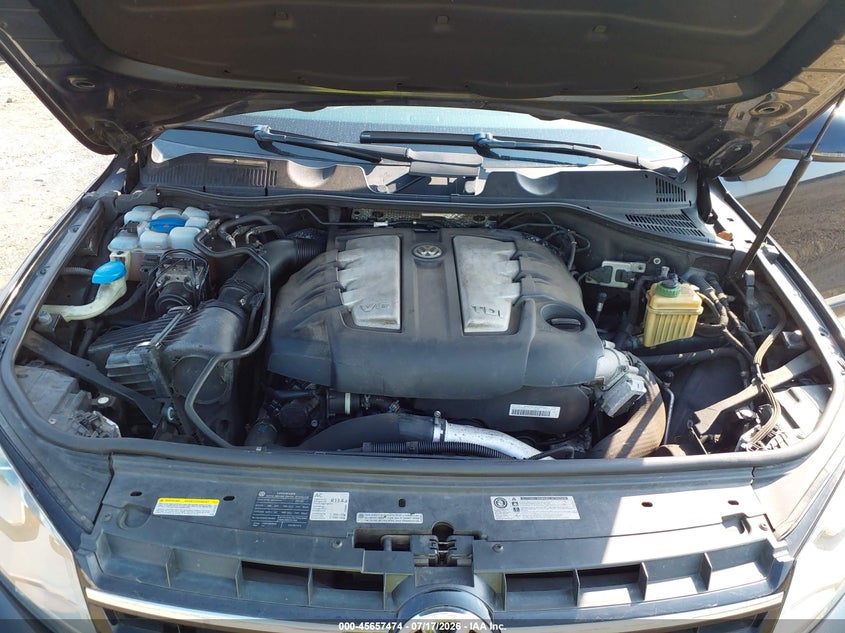 2012 Volkswagen Touareg Tdi Executive VIN: WVGFK9BPXCD000292 Lot: 45657474