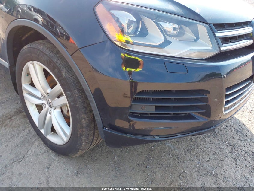 2012 Volkswagen Touareg Tdi Executive VIN: WVGFK9BPXCD000292 Lot: 45657474