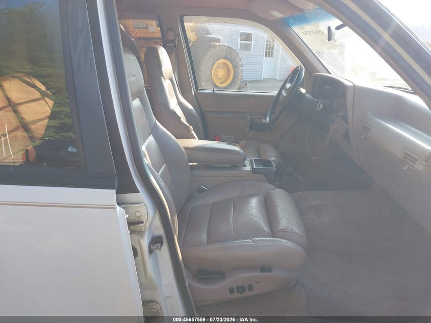 1994 FORD EXPLORER auction photo 5
