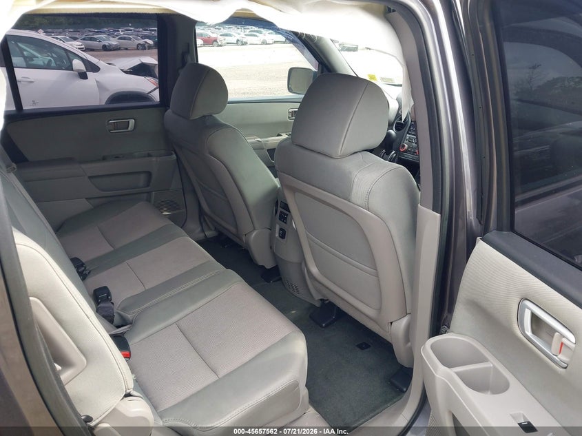2014 HONDA PILOT auction photo 8