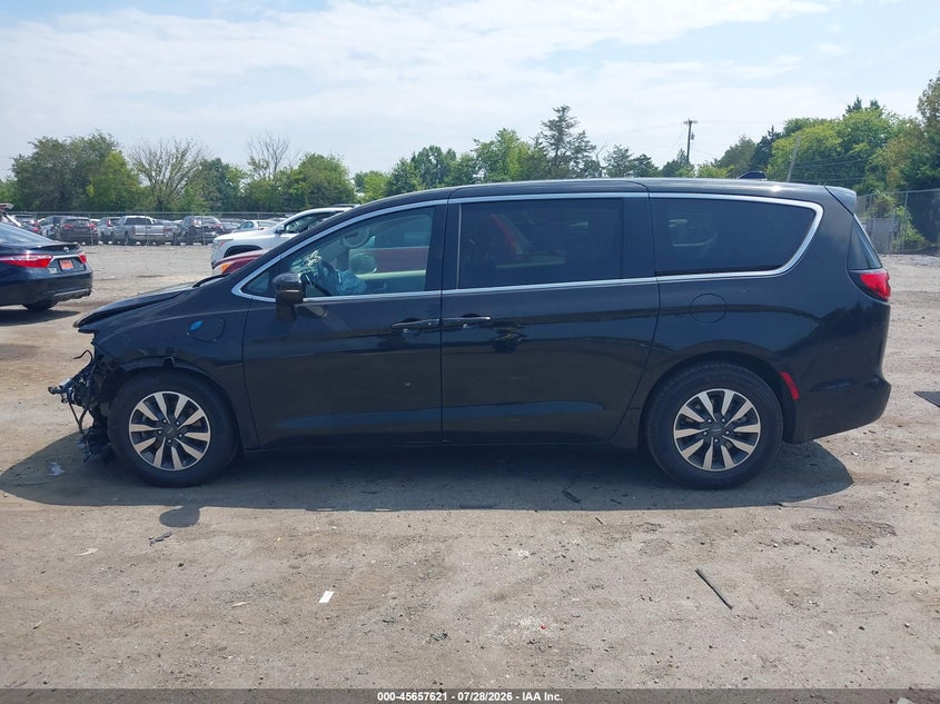 CHRYSLER PACIFICA HYBRID - zdjęcie 14