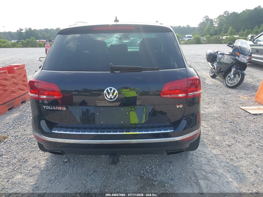 2016 Volkswagen Touareg Vr6 Lux VIN: WVGEF9BP9GD004985 Lot: 45657660
