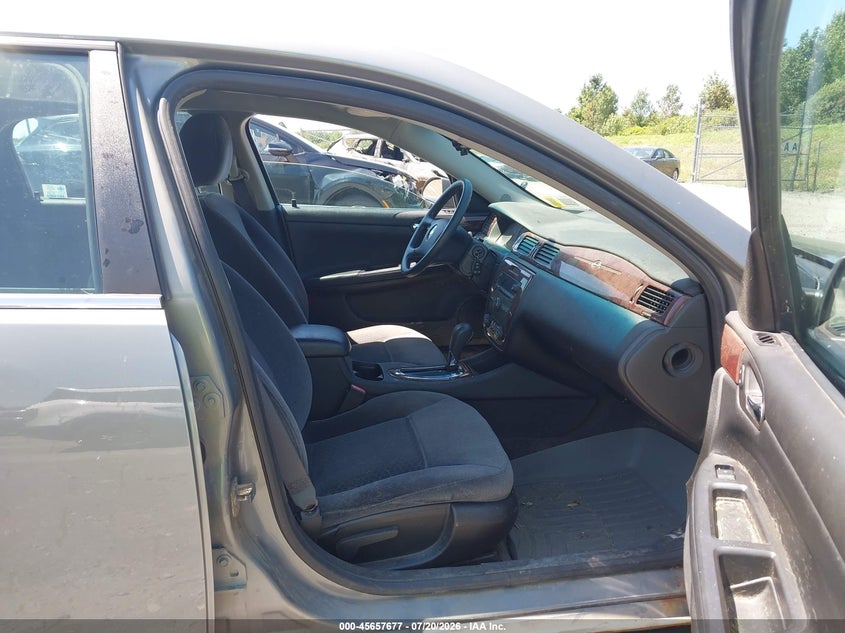 2009 CHEVROLET IMPALA auction photo 5